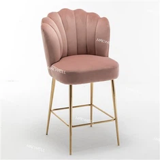 כיסא בר לחתונה מקטיפה